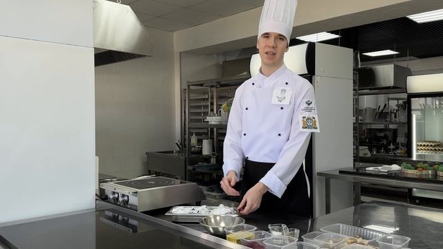 18 ХантыМансийский автономный округ- ЮграСтейк из мяса оленя с глазированной свеклойпечеными овощам