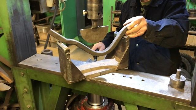 Как согнуть квадратную трубу смотреть онлайн