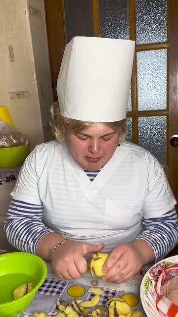 у вас есть такая столовая?😂 смотреть онлайн