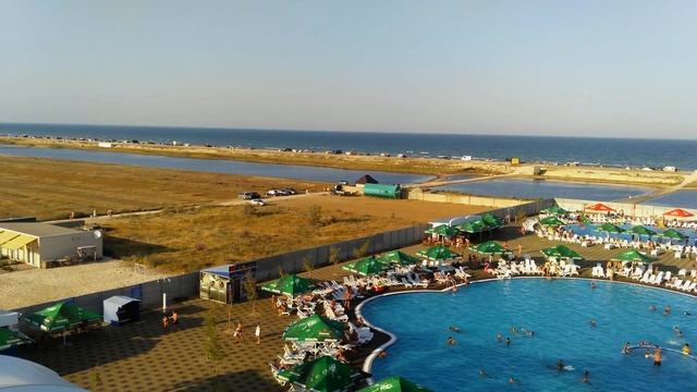 Аквапарк На арбатской стрелке пос генгорка,вид сверху смотреть онлайн