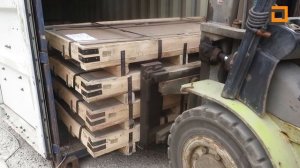 Перегрузка листового металла. Перегрузка грузов в Москве.