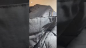 Часть 2 Как правильно поменять молнию в куртке с кнопк?