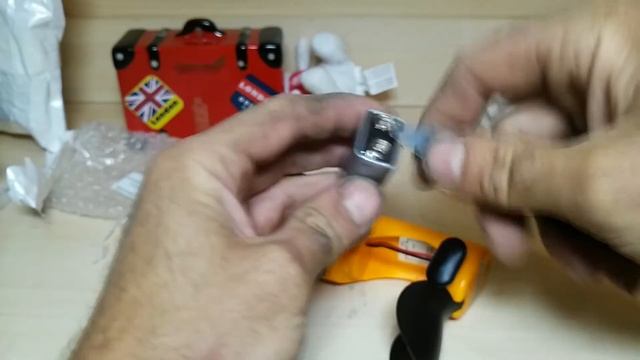 Бесконтактный термометр и компьютерная радио мышка.Non-contact thermometer and radio computer mouse.