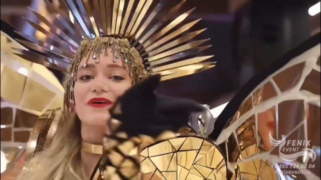 Заказать артистов в зеркальных костюмах на праздник и