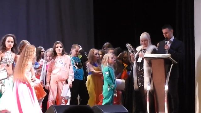 Награждение Мелентьева Диана классика прод 1 место Че? смотреть онлайн