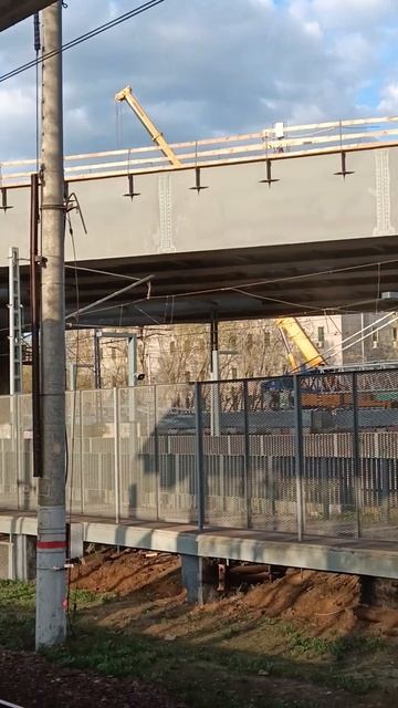 люблинский мост юговосточной хорды стройка века вид с платформы второго диаметра стройка века 2023