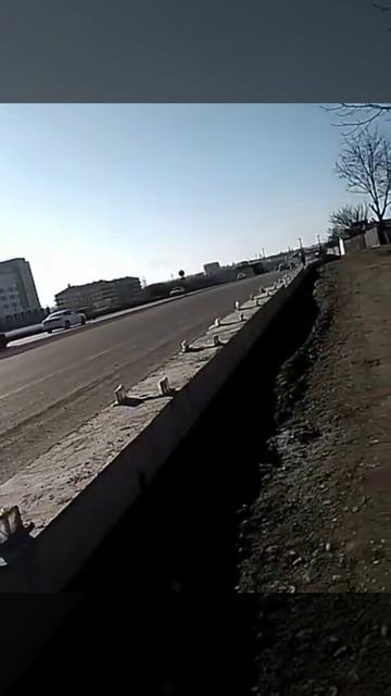 На федеральной трассе в Ингушетии нарисовали «зебру» только на одной стороне дороги, 25.12.2019 смотреть онлайн