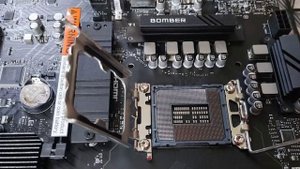 Материнская плата MSI B760M BOMBER WIFI