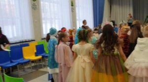 Елка в школе 2022(1)