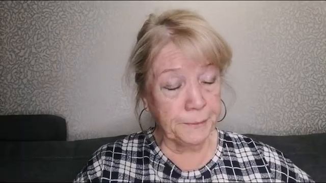 Как влияет на нас цвет одежды смотреть онлайн