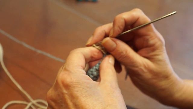 Двухцветный узор крючком. Вязание крючком узора. Часть 1.