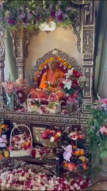 Джай Шрила Прабхупада!!! Подношения Его Божественной Милости. 20.08.22 смотреть онлайн