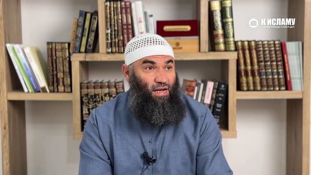 Темнокожий бывший раб обучает правителя