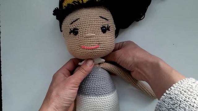 Вязание платья куклы регланом. смотреть онлайн