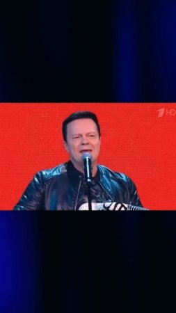 "Мы с тобой одной крови" 
Исполняют: Сергей Войтенко, Денис Майданов и "Баян Микс".
