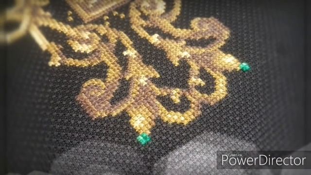 Топ 7 ЛЮБИМЫХ ВЫШИТЫХ РАБОТ/вышивка крестом и бисером смотреть онлайн