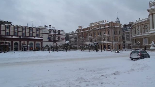 Одессу снегом замело 17 и 18 января смотреть онлайн