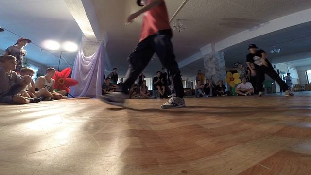 Bboy Gans (win) vs Kid Armor | TopRock | Битва лета 2016 смотреть онлайн