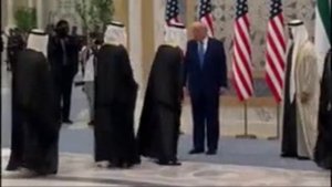 Трампу сломали руку в ОАЭ