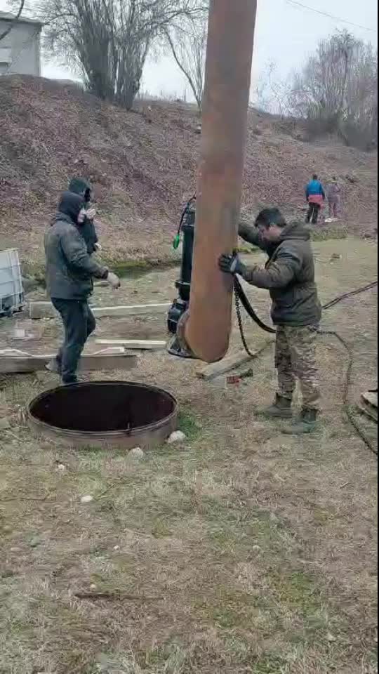 Погружной насос 500 м3/ч, монтаж в скважину с высоким дебетом, форелевое хозяйство