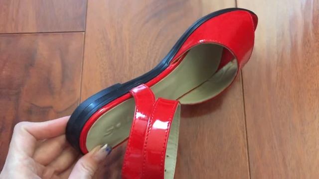 Анита (красный лак) смотреть онлайн