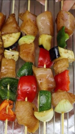 Как приготовить вкусный куриный шашлык в духовке #этопросто #евгенияполевская #шашлык