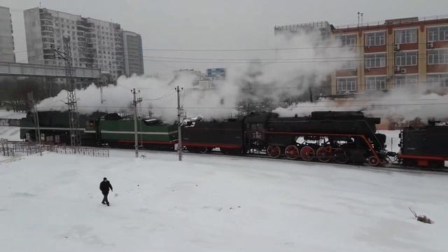 [РЖД] "Спасибо за 500 подписчиков!" Паровозы П36-0110, Л-2057, СО17-3241 следуют на Рижский вокзал.