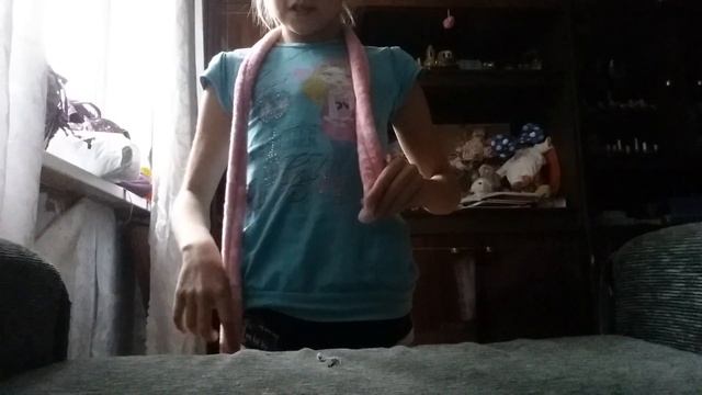 Шарф через шею (секрет) смотреть онлайн