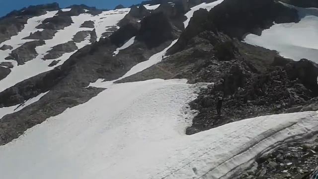 Восхождение на Большой Чимган ч2 (20180527_103821) смотреть онлайн