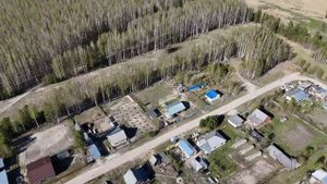 Летает дрон