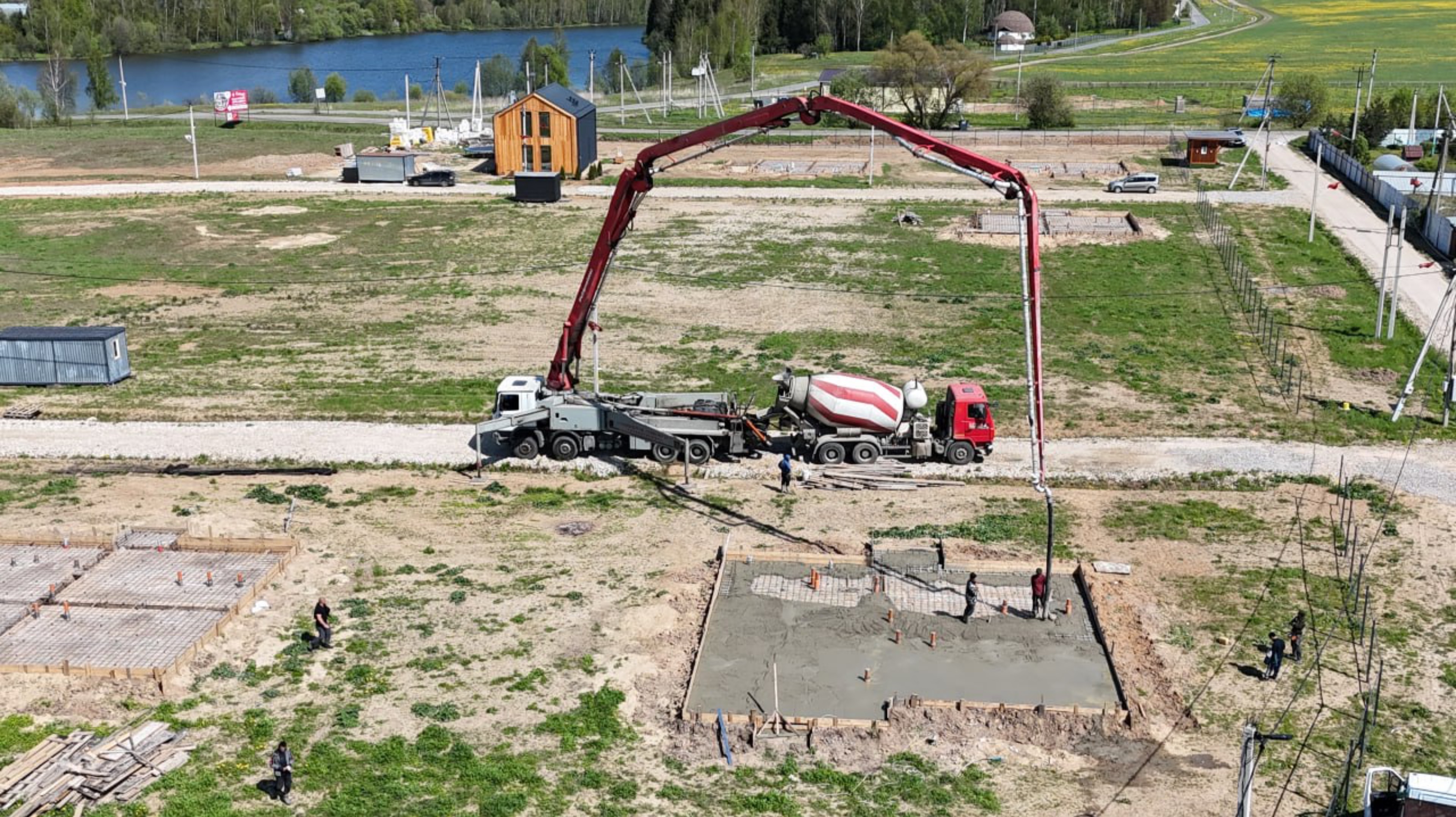 16.05.2025г. поселок Озёрный залиты первые 5 фундаментов! смотреть онлайн