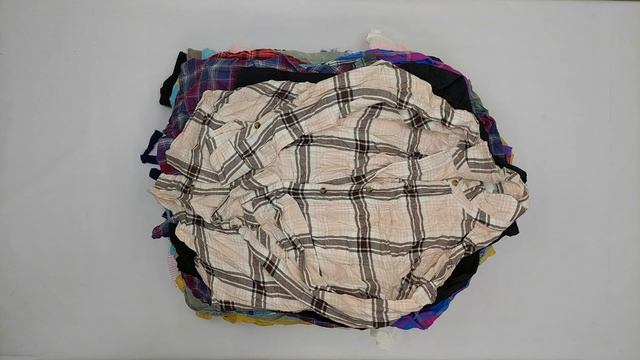 23678 Блузки женские дл. рукав BE0 Ladies blouses L/S (extra) 6 пак 45.7кг смотреть онлайн