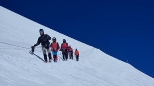 Вот почему трагедии на Эвересте игнорируются миром!