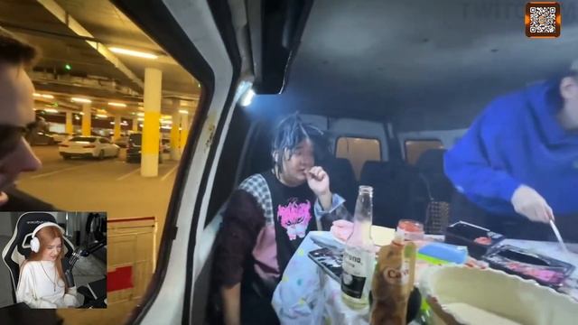 ГАЕЧКА ПОКАЗАЛА 18+  НА СТРИМЕ ПОКА СМОТРЕЛА Топ Момент? смотреть онлайн