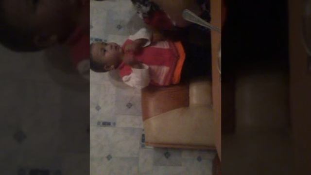 Внук & Бабушка танцуют КАЗАЛЫ смотреть онлайн