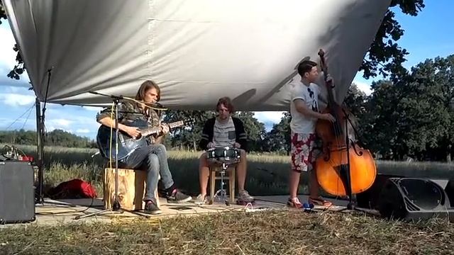 Эйша - Лунная пчела live Дружба 2014.08.16