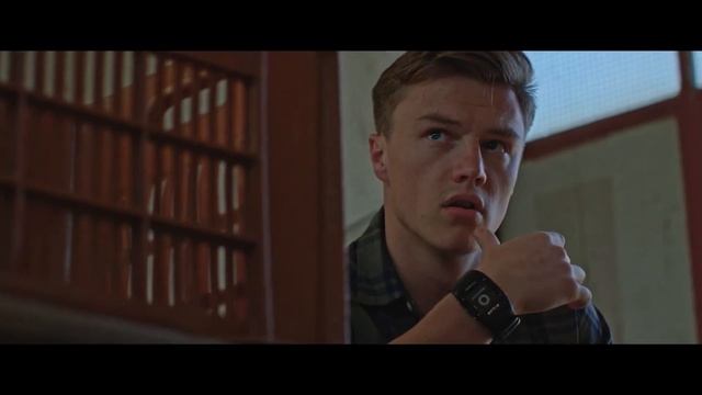 В кольце времени(2020) смотреть онлайн