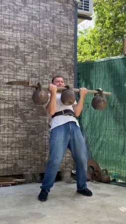 Brutal and dirty 85Kg biceps curl on reps #workout #sport #iron #shorts