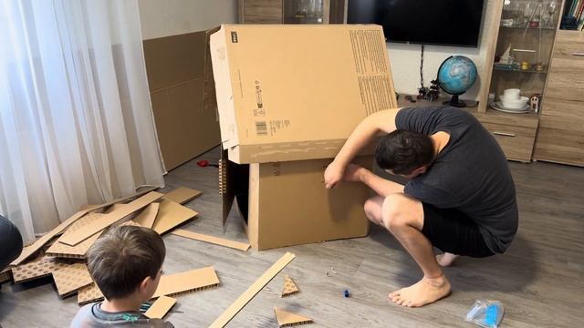 Строим ДОМ из картона. смотреть онлайн