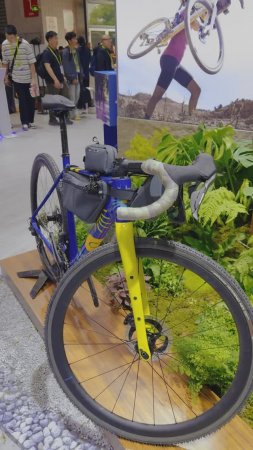 Стенд компании SHIMANO, которая презентует товары для рыбалки | Обзор выставки China Cycle 2025