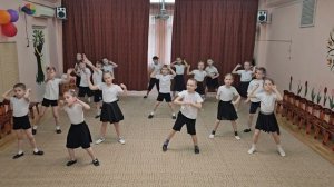 Танец  "Карапузы"