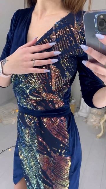 Оксамитова сукня 21150: Ваш ідеальний образ на Новий 2025 р смотреть онлайн