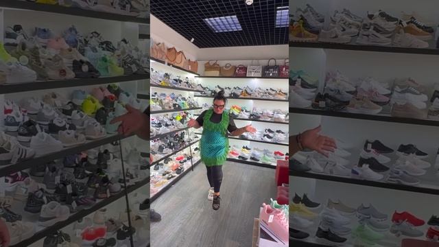 Готовимся к Осени. Очень большой выбор обуви. Привоз. Vi смотреть онлайн