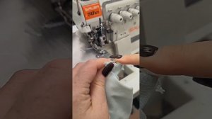 один из способов обработки горловины поло на молнии👕