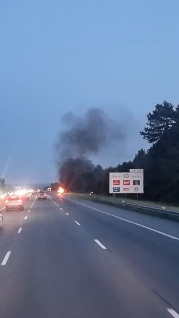 Машина сгорела дотла смотреть онлайн