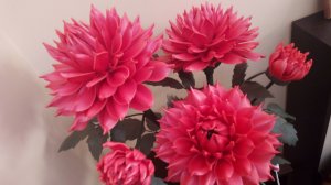 Светильник КУСТ ГЕОРГИНОВ - есть в наличие и ждет своего покупателя.