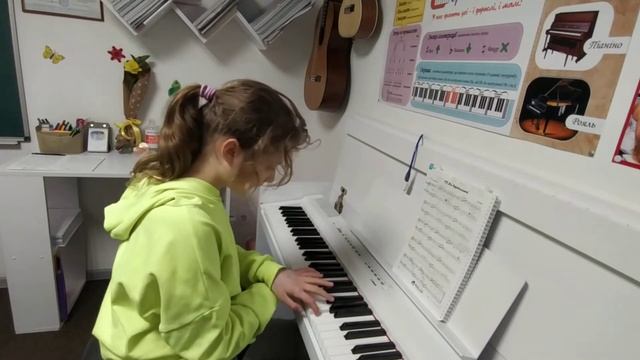 🎀Катерина Медведєва 8 років. " На вертольоті" зі збірки Інтенсив. Викладач Ірина Шорохова🎵 смотреть онлайн