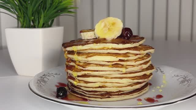 САМЫЕ ВОЗДУШНЫЕ ПАНКЕЙКИ НА КЕФИРЕ! 🥞✨