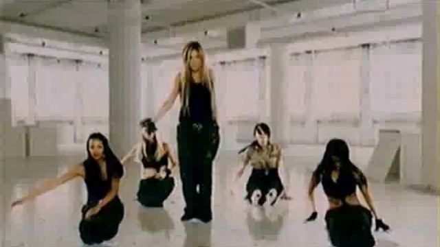 Жадыра Кутпанова - Суйем Сенi (Official Music Video) от GLteam.org смотреть онлайн