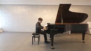 Ф. Лист Юношеский этюд, соч. 1 номер 1 до мажор, исп. Афанасьев Филипп